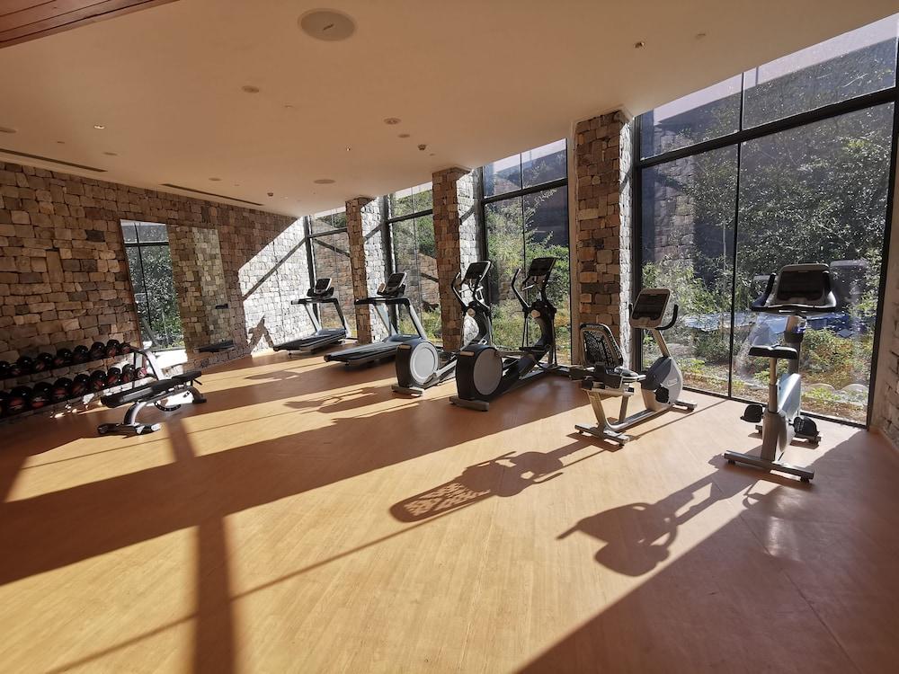 Taj Rishikesh Resort And Spa Dehradun Exterior photo
